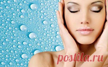 Маска для очищения пор и хорошего цвета лица. 

Придает коже матовость. 

Перетереть 2 столовых ложки овсянки (можно муки), добавить взбитый яичный белок, немного молока. Если кожа сухая, добавьте по 1/2 ч.л. меда и сливок. Нанести на очищенную кожу лица на 15 минут. Смывать чистой чуть теплой водой, протереть лицо ваткой, смоченной в молоке.