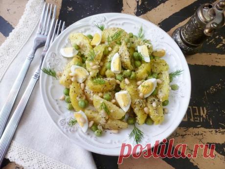 Тёплый картофельный салат