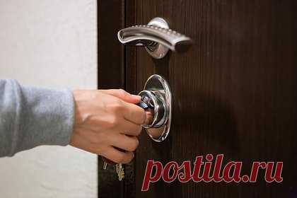 Россиян предупредили о штрафе за входные двери