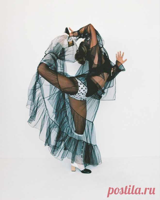 Подборка фотосессий звезд и знаменитостей 10.11.2025