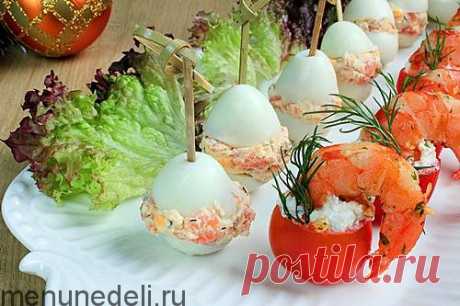 Рецепт закуски с копченым лососем и креветками / Меню недели