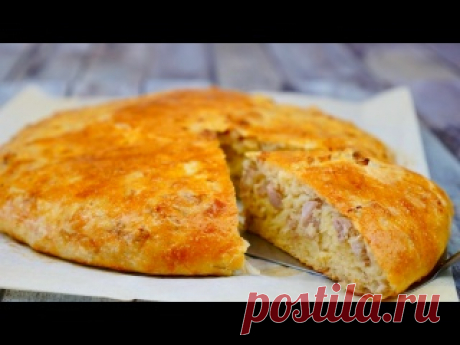 Пирог с Мясом (Вкусная домашняя Выпечка)! Рецепт:Мука 200 грСахар 1 ст. ложкаСоль щепоткаДрожжи 1 ч. ложкаВода 120 млМолоко 120 млРастительное масло 30 млЯйцо 1 штЛук 1 штОтварное мясо 250 грСоль и перец