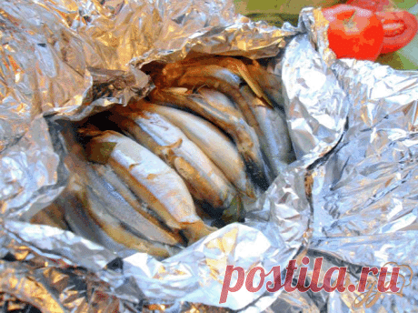 Мойва, запечённая в фольге, блюдо простое, но очень вкусное.