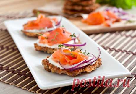 Драники по-новому: 12 оригинальных рецептов - KitchenMag.ru