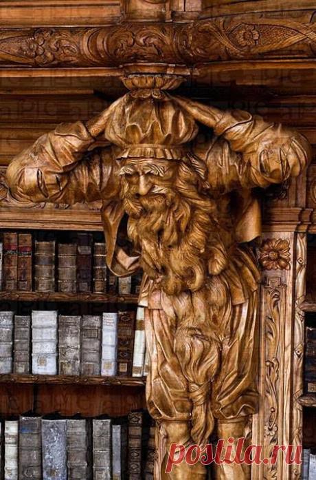 Musetouch Visual Arts Magazine
An incredible Detail from the Library in the monastery of Waldsassen, Bavaria, Germany, photo by H &amp; D Zielske