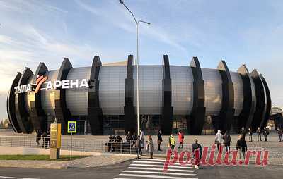 В Туле открыли комплекс для занятий единоборствами и игровыми видами спорта. На церемонии открытия присутствовали губернатор Тульской области Алексей Дюмин, министр спорта Олег Матыцин, президент "Норильского никеля" Владимир Потанин, помощник президента РФ Игорь Левитин