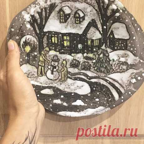 Опять монохром, я, конечно, тоже против зимы, но не могу не признать, как это бывает красиво. #керамикасдушой #керамика #керамикаручнойработы #керамикамосква #мастерскаякерамики #шамот #handmade #ceramics #ceramicart #ceramic #potter #pottery #ceramicglaze #wintertime #homedecor #homedesign #ceramic_club  #зимазима
