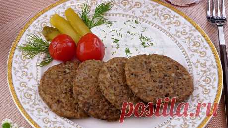 Вкусные оладьи из печени / Нежные печеночные оладьи / Котлеты из куриной печени / Сальники из печени Не все любят печенку, а зря, это очень полезный продукт! Рецептов ее приготовления очень много и сегодня будем жарить оладьи или, как их называет моя мама, с...