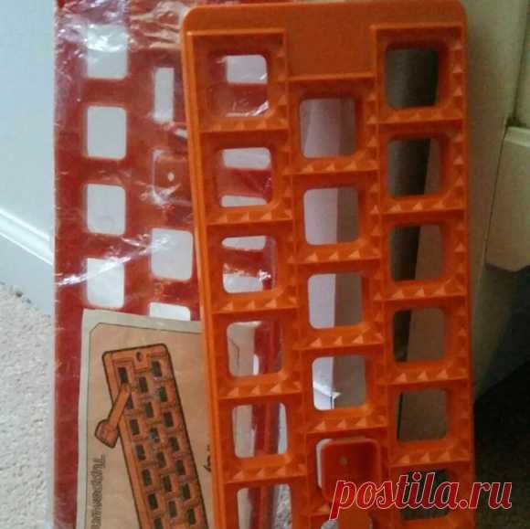TUPPERWARE SET OF 2 PASTA MAKERS-L@@K Shop davveybabby09's closet or find the perfect look from millions of stylists. Fast shipping and buyer protection. Set of 2 TUPPERWARE pasta makers one is still wrapped in Plastic the other maybe used one time in the color orange