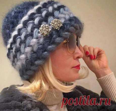 (15) Facebook