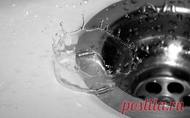 Средство для чистки засоренного слива |
