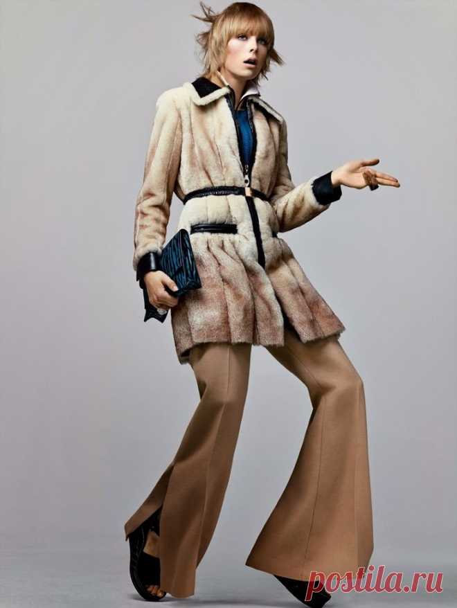 Эди Кэмпбелл (Edie Campbell) в фотосессии Крейга МакДина (Craig McDean) для журнала Vogue US (сентябрь 2014)