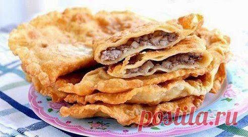 Чебуреки на кефире.Безумно вкуснo!! Быстро, легко и ОЧЕНЬ вкусно! Рецепт совсем простой. !! Более подробно о рецепте можете узнать в e: шеф-повар Одноклассники, по ссылке fastppc.net/P7uv Рекомендуем посмотреть!!! Приятного аппетитa

Дорогие кулинары! Чтобы не потерять рецепт, жмите "Класс!", а потом "поделиться". Рецепт будет на вашей стене В Одноклассники. Всё ОК!