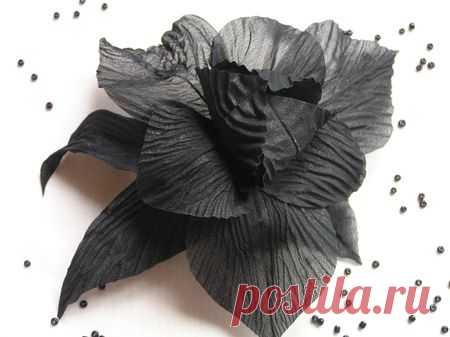 Цветы из ткани.Горячая гофрировка.