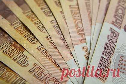 Двое российских бизнесменов сбежали из страны с миллиардами рублей
