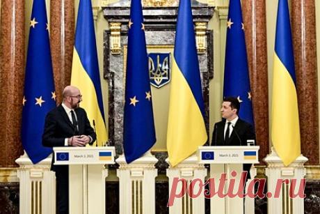 На Украине официально утвердили курс на ЕС и НАТО. Совет национальной безопасности и обороны Украины (СНБО) утвердил новую стратегию внешнеполитической деятельности, согласно которой Украина будет двигаться по европейскому курсу и стараться противодействовать «агрессивной политике» России. Глава МИД Дмитрий Кулеба назвал утверждение документа историческим событием.