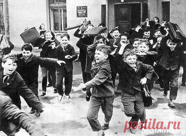 Школьные драки: лимитированная жестокость / Назад в СССР / Back in USSR