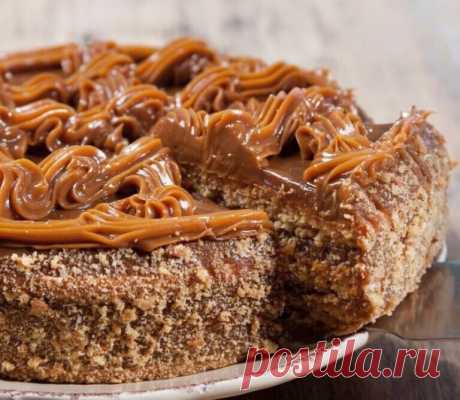 Вкуснейшие медовые тортики!
Возьми на заметку несколько рецептов медовика.