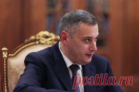 Попавший в ДТП Хинштейн переделал комнату в квартире в больничную палату