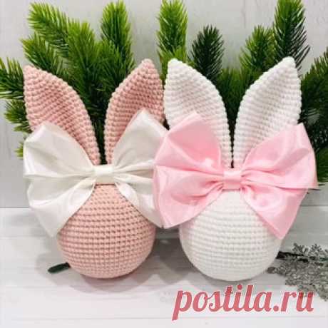 Шар с ушками амигуруми. Схемы и описания для вязания игрушек крючком! Бесплатный мастер-класс от Нины Сухина по вязанию шаров с ушками крючком. Диаметр вязаной игрушки примерно 8 см. Для изготовления такого ёлочного укра…