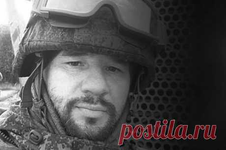 В зоне СВО погиб сын бывшего российского министра. В зоне проведения специальной военной операции (СВО) погиб сын бывшего министра спорта Крыма Георгия Шестака Денис Шестак. В Федерации спортивной борьбы республики сообщили, что он скончался 7 апреля «при выполнении воинского долга». Денис Шестак был мастером спорта по греко-римской борьбе.