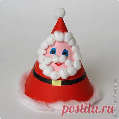 Новогодние поделки из конусов