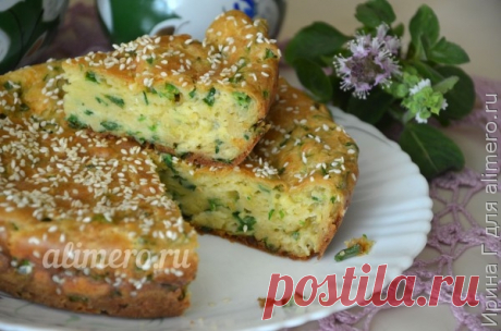 Ленивый пирог с луком и сыром