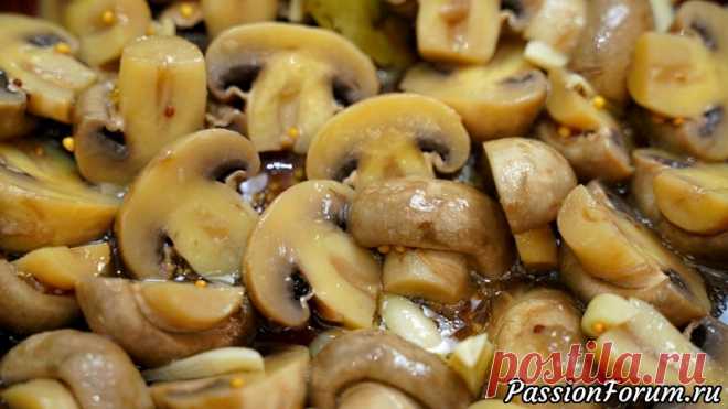 Маринованные шампиньоны - так быстро, вкусно и в 2 раза дешевле, чем в магазине - запись пользователя FooDee (Alina) в сообществе Болталка в категории Кулинария Очень простой и быстрый способ сделать маринованные грибы дома. Рецепт подходит для шампиньонов и вешенок. Грибочки получаются очень хрустящими, маринад вкусный и сбалансированный.