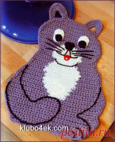 Вязаная прихватка для кухни «Хитрый кот»