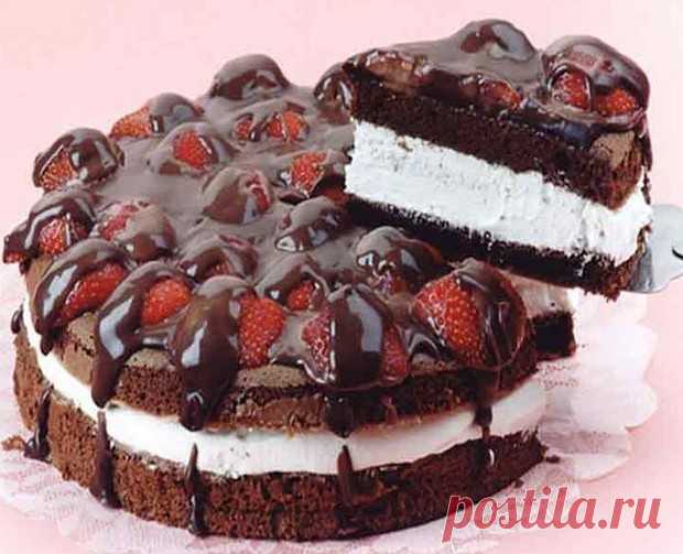 Тортик легче легкого - У нас так Тортик легче легкого Обожаю быстрые и легкие рецепты. Решила поделится рецептом тортика. Итак, для теста: -1 банка сгущенки, -3 яйца, -1 чайная ложка соды гашеной уксусом или лимонным...