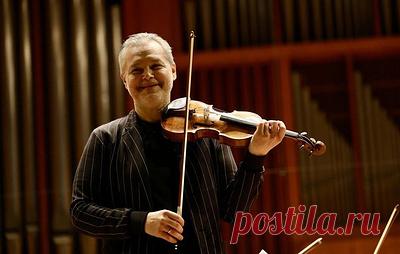 Российский скрипач-виртуоз Вадим Репин выступит с концертом в Софии. Он представит концерт из произведений Петра Чайковского и Камиля Сен-Санса в сопровождении струнного оркестра под управлением дирижера Карло Тенана