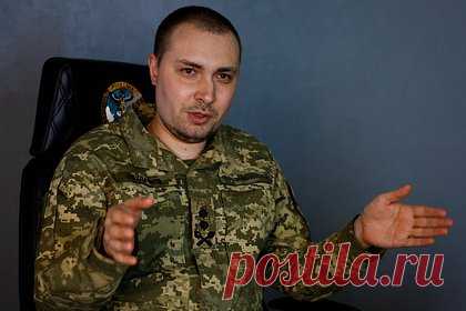 На Украине раскрыли новые подробности гибели экипажа угнанного вертолета Ми-8. Что случилось с российскими военными?. Глава Главного разведывательного управления (ГУР) Украины Кирилл Буданов раскрыл новые подробности гибели членов экипажа угнанного военным летчиком Максимом Кузьминовым на Украину вертолета Ми-8. Он подтвердил, что бортмеханик и штурман, которые находились на борту вместе с Кузьминовым, не были участниками угона.