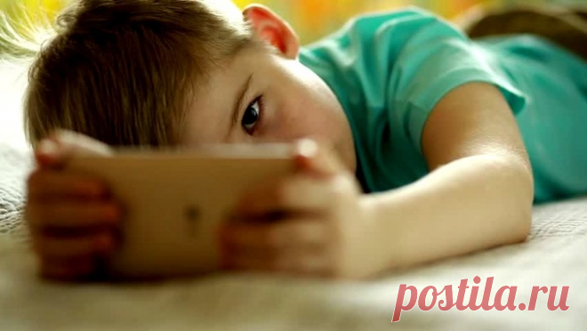 «Забери у дитя телефон» — стихотворение для каждого родителя.