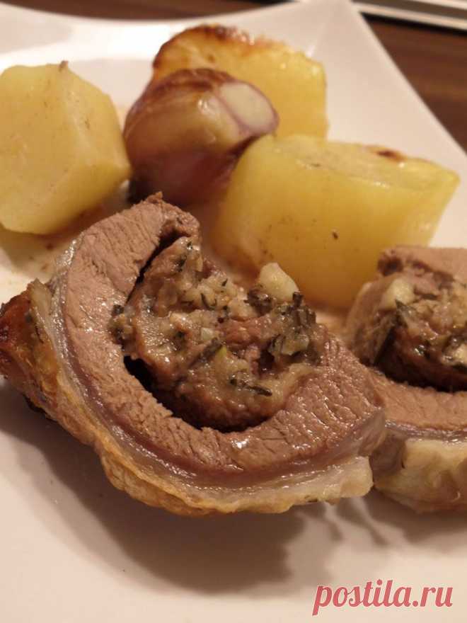 Рецепт на выходные: Седло барашка с травами и хлебными крошками