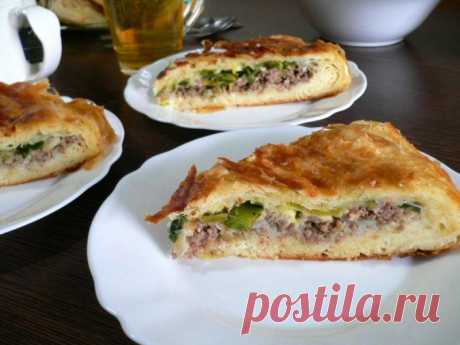 Фытыр мясной (по мотивам египетского слоёного пирога)