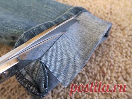 Укорачивание джинсов с сохранением фабричного шва.
