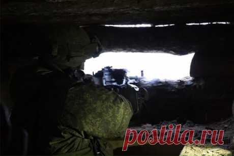 Российский боец в одиночку вынудил отступить диверсионную группу ВСУ. Рядовой применил нестандартные подходы в оборудовании позиций.