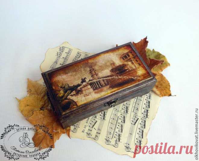 Декор шкатулки-купюрницы «Прогулка по Гринвичу»