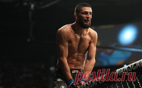 Экс-чемпион UFC предложил чеченскому рекордсмену провести бой-реванш. В первом поединке, который прошел в октябре, Камару Усман уступил Хамзату Чимаеву единогласным решением судей