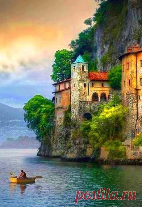 Найдено на сайте youramazingplaces.com.