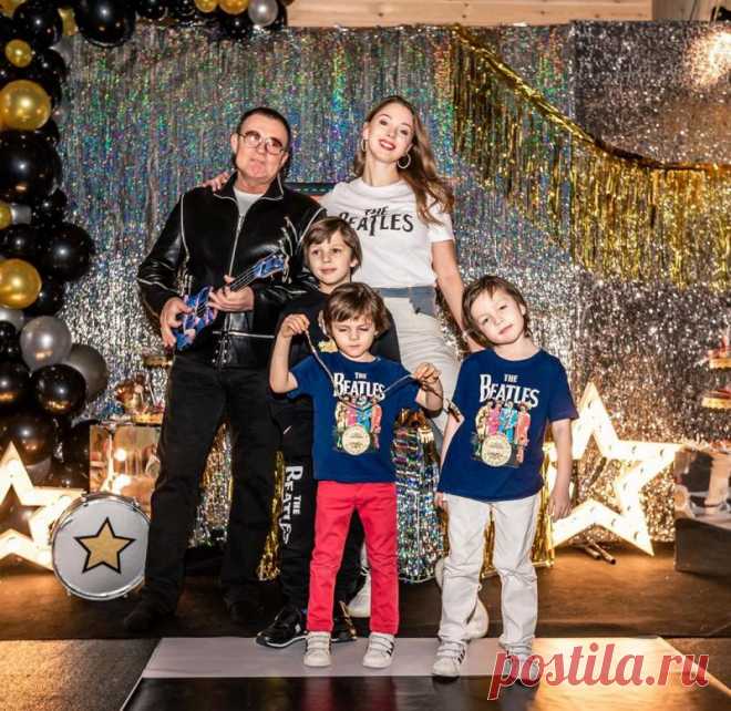 Полина Диброва поделилась яркими фото празднования дня рождения старшего сына