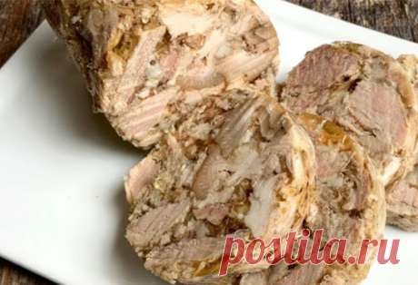 Зельц из килограмма курицы: складываем ингредиенты в бутылку и ждем пока застынет