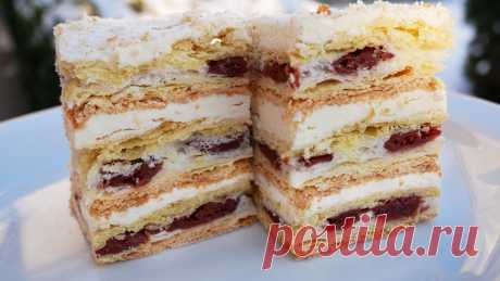 Нежнейший торт "Наполеон" с заварным кремом и вишней вкусный рецепт с фото пошагово и видео - TvCook.ru