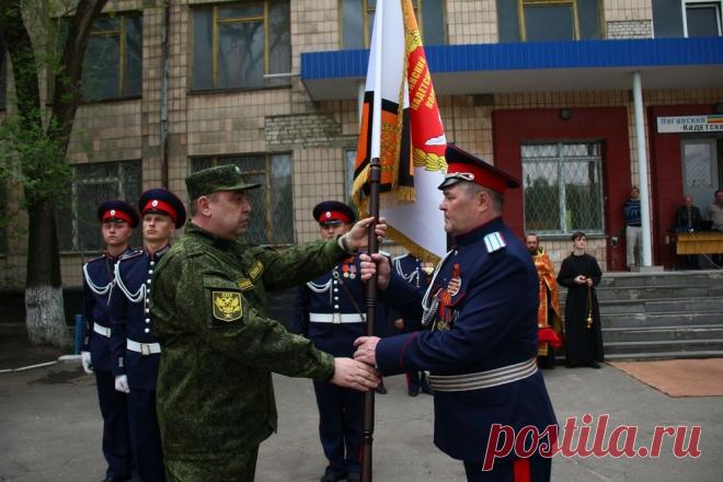 луганский кадетский казачий корпус: 3 тыс изображений найдено в Яндекс.Картинках