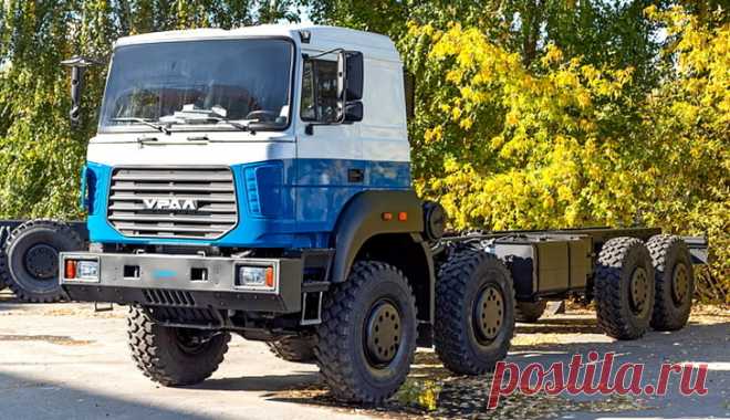 2020 октябрь. На автозаводе «Урал» в городе Миасс Челябинской области начато серийное производство нового тяжёлого бескапотного грузовика «Урал 9593» с колёсной формулой 8×8. Полная масса «Урал-9593» составляет 44 тонны, а грузоподъёмность — до 30 тонн. Грузовик оснащён шестицилиндровым турбодизелем ЯМЗ-653 мощностью 422 л. с. и шестнадцатиступенчатой коробкой передач