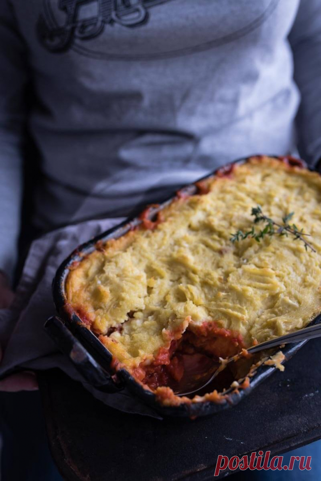 Veganer Shepherd's Pie mit roten Linsen, Möhren, roter Bete und Kartoffel-Sellerie-Stampf - trickytine shepherd's pie ist ein wunderbarer klassiker, den ich bei meiner schwägerin in irland kennengelernt habe. heute zeige ich euch eine vegane abwandlung. so lecker!