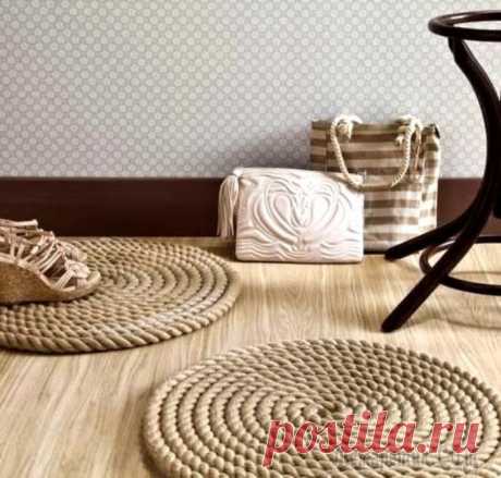 40 Великолепных ковров, которые можно сделать самостоятельно Ковры оказывают большое влияние на общее восприятие интерьера: они могут объединять пространство, служить в качестве места для игр или области для чтения, внести яркие цвета и текстуру в скучные облас...