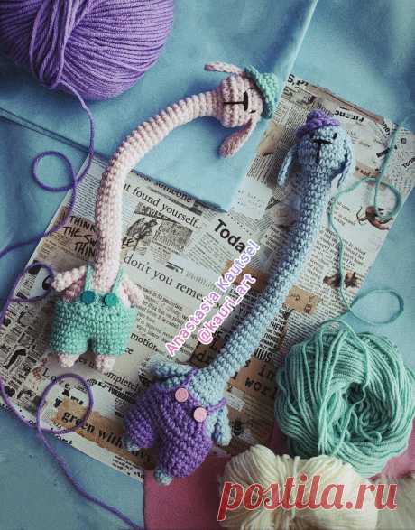 PDF Зайка Завязайка крючком. FREE crochet pattern; Аmigurumi toy patterns. Амигуруми схемы и описания на русском. Вязаные игрушки и поделки своими руками #amimore - зайка из обычной пряжи, заяц с длинной шеей, зайчик, кролик, зайчонок, крольчонок.