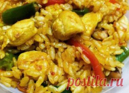 Паэлья с морепродуктами – испанский морской коктейль Паэлья с морепродуктами – это блюдо из знойной Испании, которое вошло в число обязательных пунктов большинства европейских ресторанов и насчитывает уже более трехсот вариаций приготовления. Несмотря н…