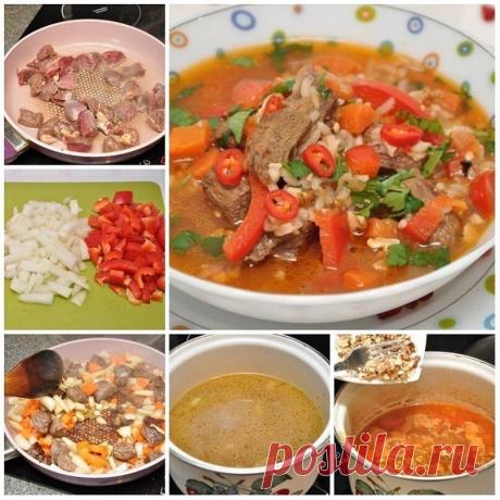 Суп харчо   
 
 Харчо – грузинское первое блюдо, по густоте среднее между супом и рагу. Название переводится с грузинского языка как «говяжий суп», но его готовят с любым мясом – бараниной, курицей, уткой и пр. В его составе обязательно должен присутствовать рис, томаты или ткемали и совсем нет привычного нам картофеля.  
 
 ИНГРЕДИЕНТЫ:  
 
 баранина или говядина – 600 г,  
 лук – 2 шт.,  
 морковь – 1 шт.,  
 помидоры – 4 шт.,  
 перец сладкий – 1-2 шт.,  
 чеснок – 3-5 ...